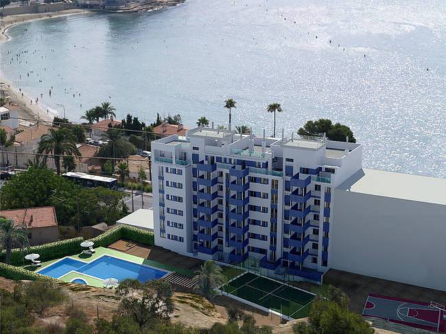 Новый комплекс в Аликанте с 1,2,3 и 4 спальнями на 2 линии пляжа