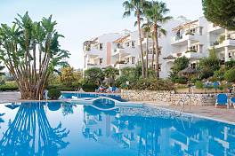 Attractive new 1- 2 bedroom apartments situated in a front line golf location on Mijas Golf, Mijas Costa just a short distance from the beach