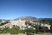 Impeccable south-facing Townhouse in a quiet urbanization in Nagueles between Marbella and Puerto Banus
